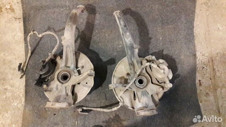 Кулак поворотный передний в сборе Мазда 6 GG