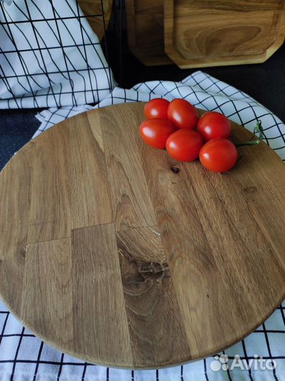 Поднос деревянный круглый из дуба