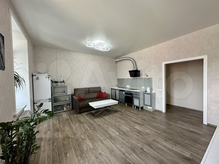 2-к. квартира, 73 м², 4/4 эт.