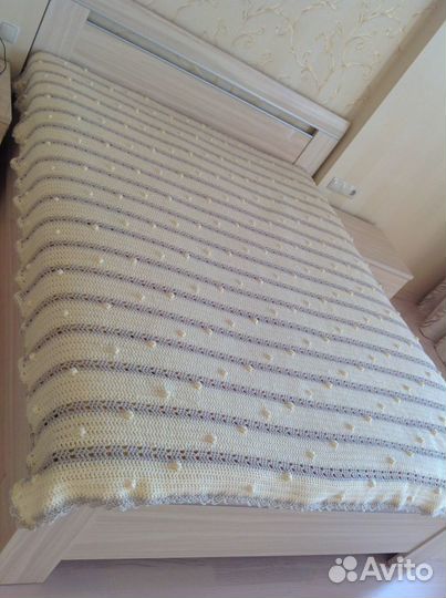 Вязанное покрывало