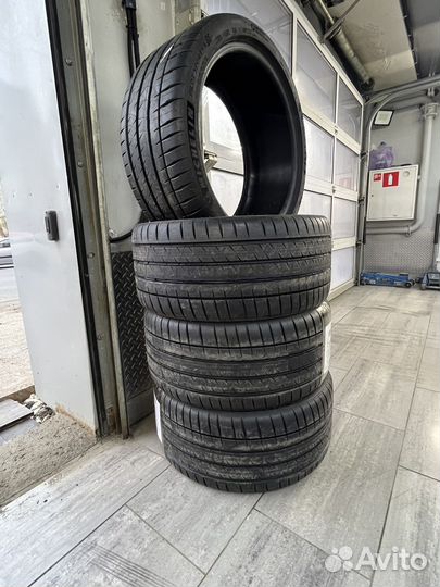 Michelin Pilot Sport 4 S 255/35 R19 97Y