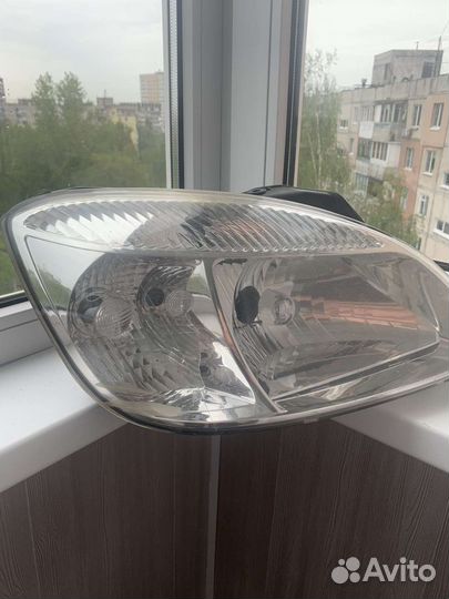 Фары на kia rio 2010 г