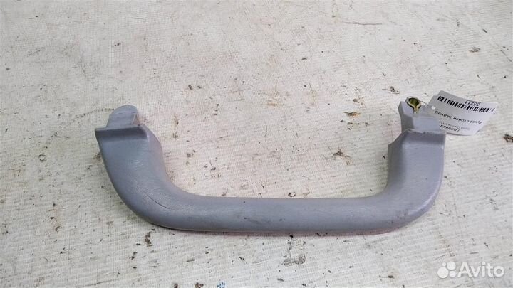 Ручка стойки задней Toyota Granvia KCH16 95-02г