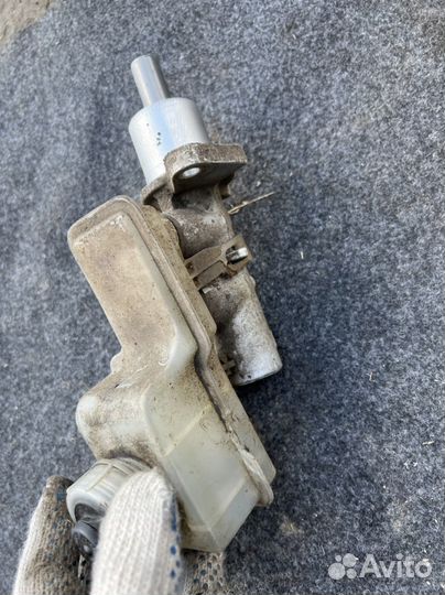 Главный тормозной цилиндр LADA Kalina