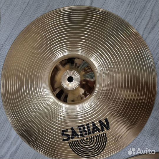 Набор барабанных тарелок Sabian B8X