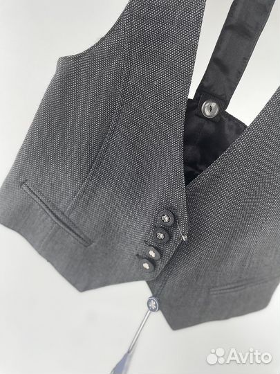 Жилет для девочки серый новый 122 128