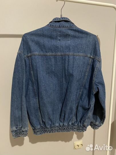 Джинсовая куртка женская