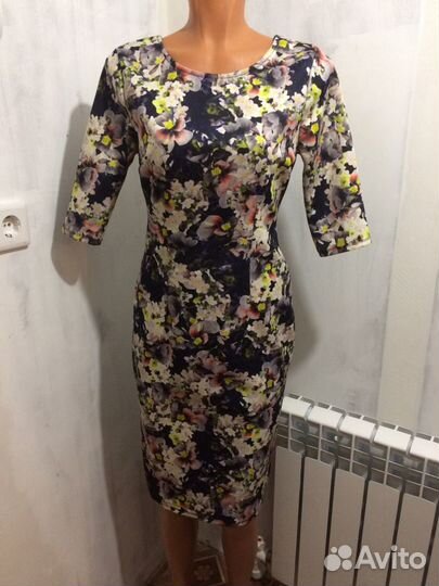 Платье женское 2 шт. 44-46 размер