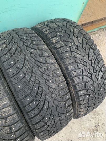 Pirelli Formula Ice 215/55 R17 98T