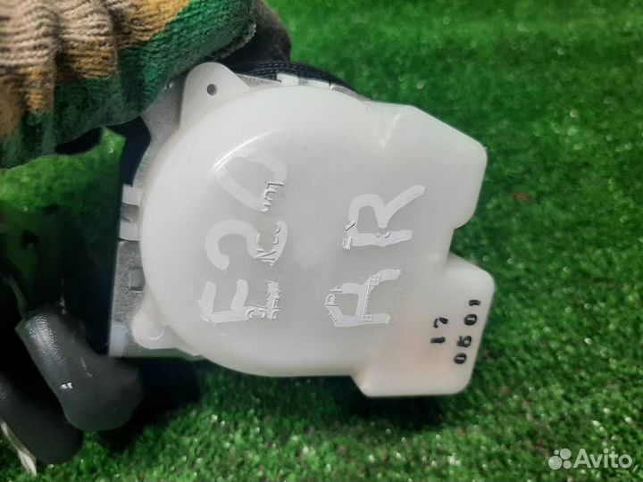 Ремень безопасности задний правый Toyota Aygo B10