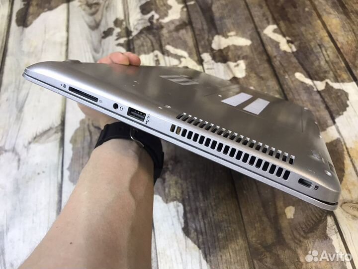 Hp probook 440G3 4GB RAM SSD