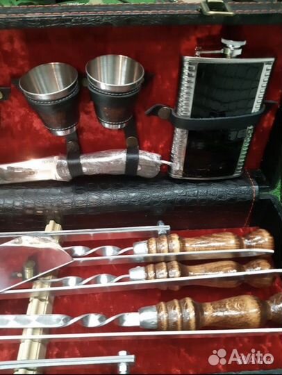 Набор чемодан (шампура, мангал и др.)