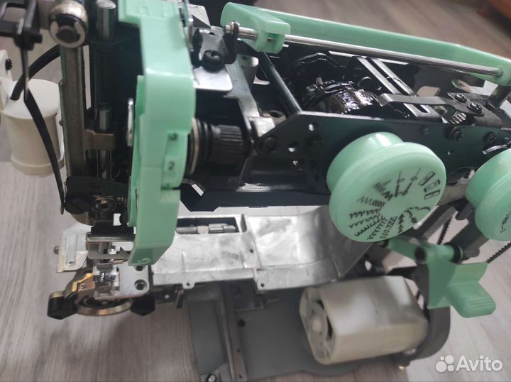 Швейная машинка оверлок помощь в отладке