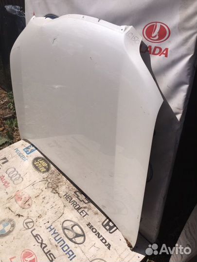 Капот Toyota Land Cruiser Prado 151 2016