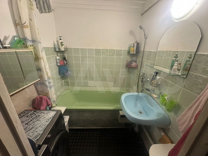 Комната 19 м² в 3-к., 8/17 эт.