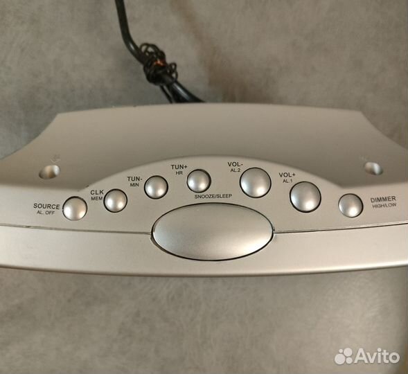 Часы электрические Vitek