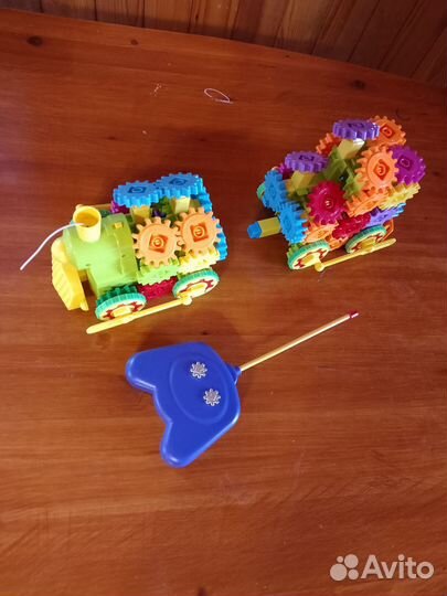 Конструктор детский радиоуправляемый паровозик