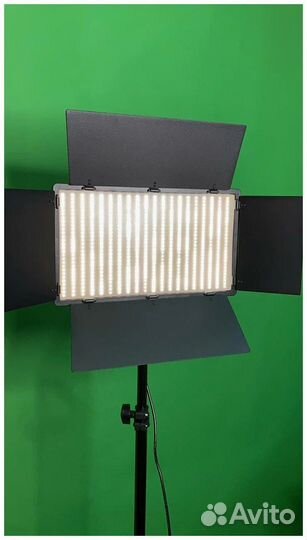 Видеосвет U600