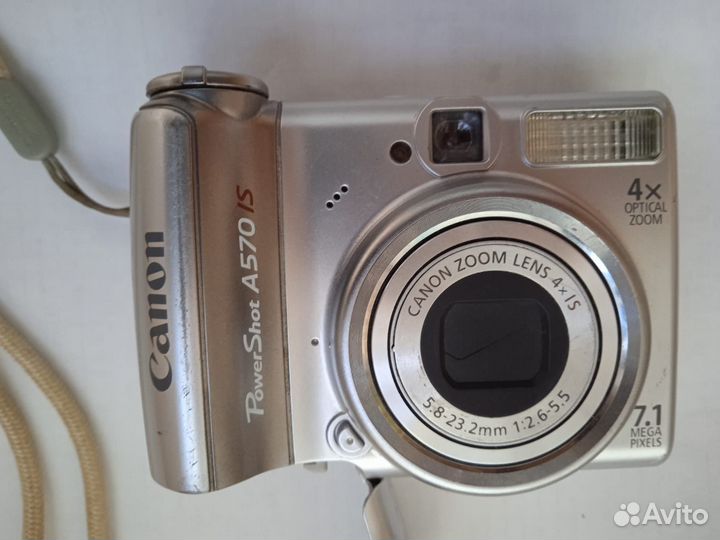 Компактный фотоаппарат