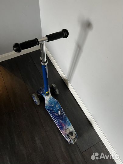 Самокат детский трехколесный