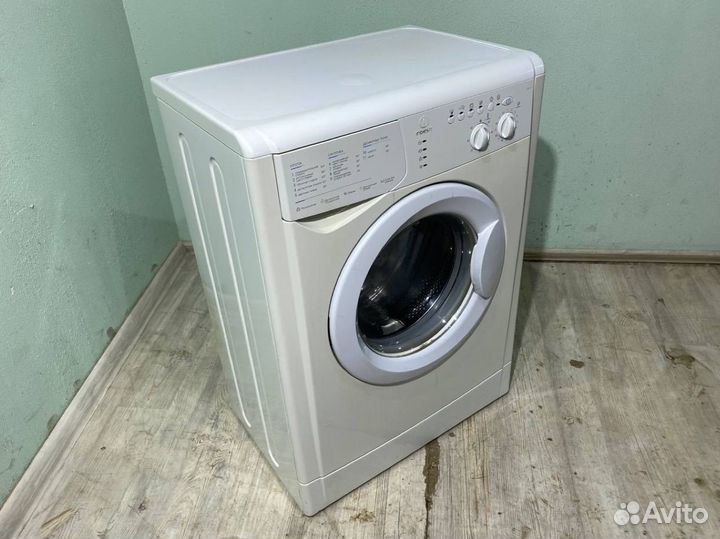 Стиральная машина Indesit