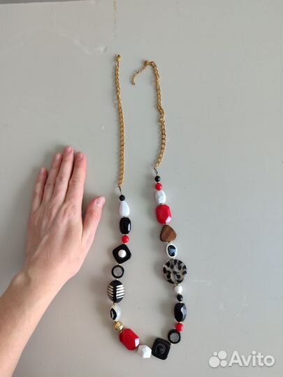 Украшения. Браслет, бусы, бижутерия пакетом, клатч