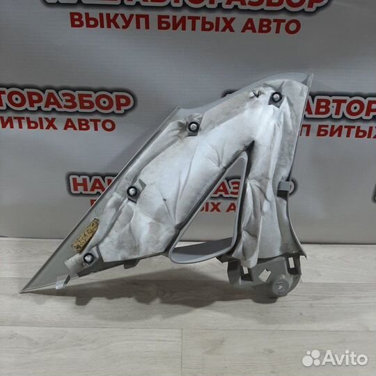 Накладка на стойку кузова задняя правая LADA Vesta