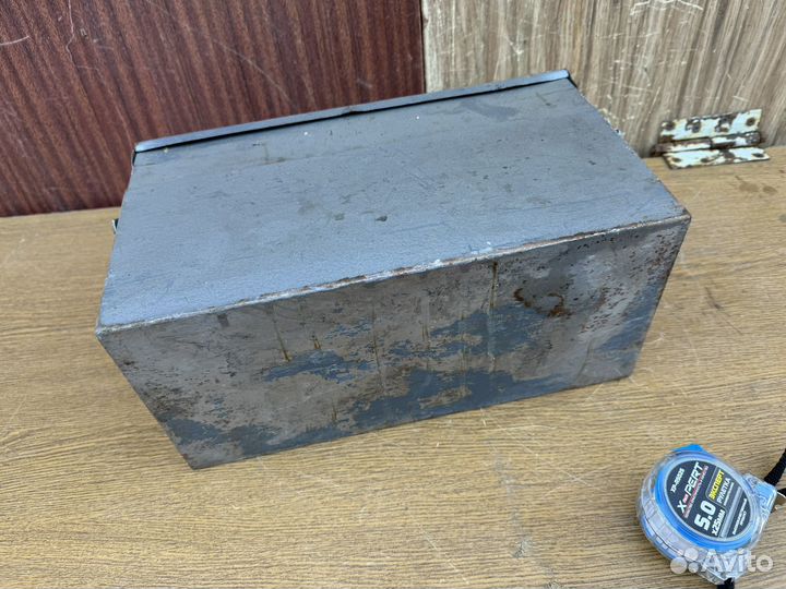 Ящик металлический для инструментов СССР