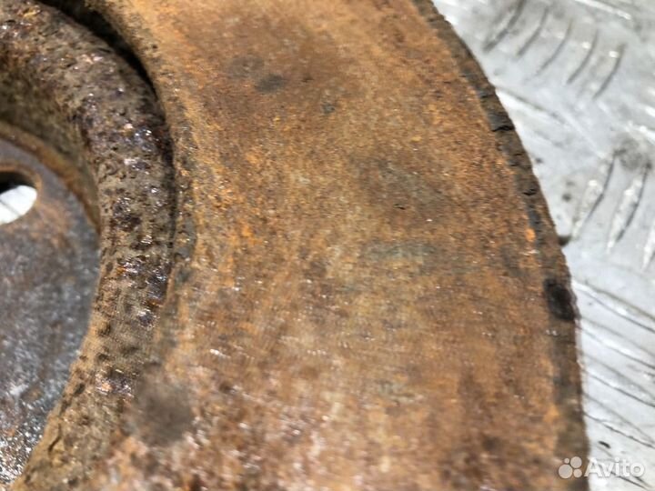 Диск тормозной передний Toyota Yaris 2005 2011