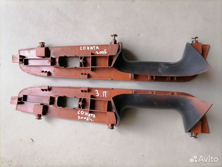 Накладка под кнопку стеклоп. Hyundai Sonata IV EF