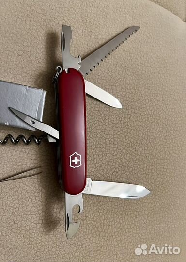 Victorinox camper