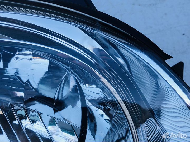Фара правая Леворульная Киа Спортейдж 2 04-08г