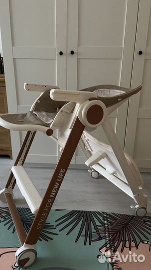 Стульчик для кормления happy baby berny v2