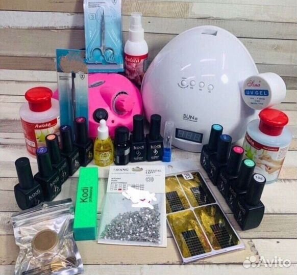 Для наращивания ногтей набор мастера маникюра