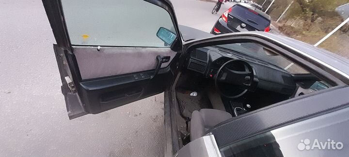 Запчасти на audi 100 c3