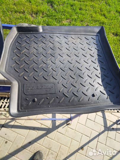 Сезон на сиденье, коврики