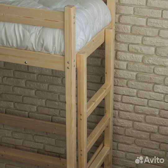 Кровать чердак из дерева
