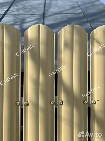 Евроштакетник забор металлический