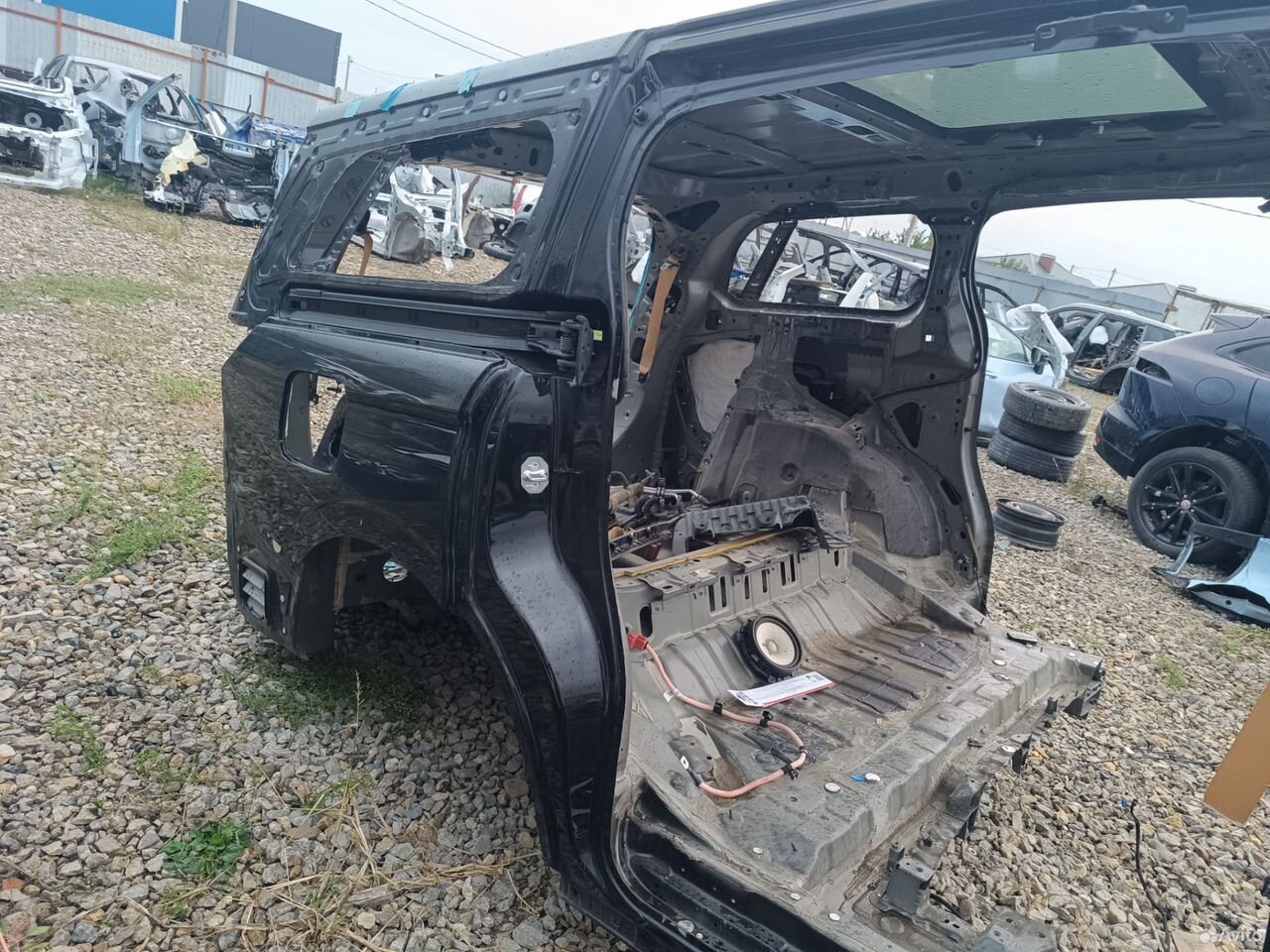 Задняя часть кузова Voyah Dream Дрим