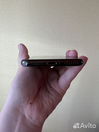 iPhone X, 64 ГБ