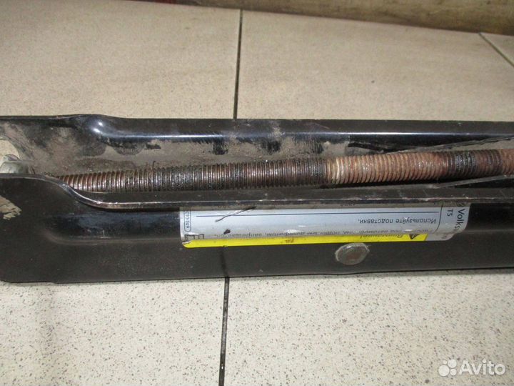 Домкрат VW Touareg 2 (7P)