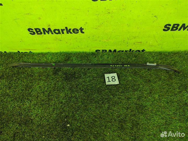 Молдинг лобового стекла передний правый Bmw X5 E70