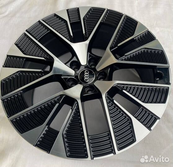 Диски R21 для Audi Q3