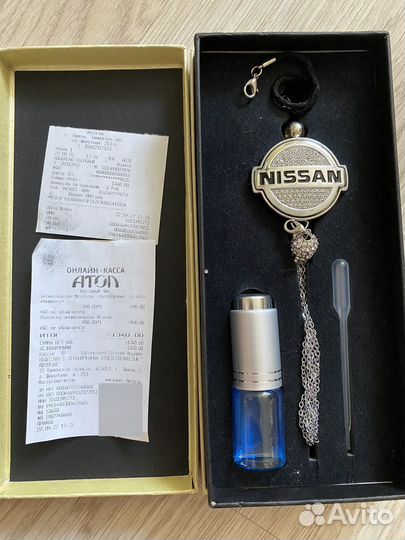 Подвеска-ароматизатор в машину Nissan