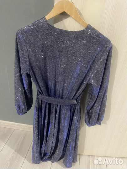 Блестящее платье