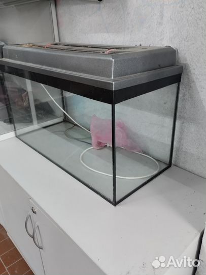 Аквариум угловой
