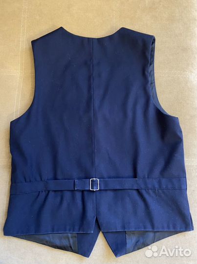 Школьный жилет для мальчика 146/76 синего цвета