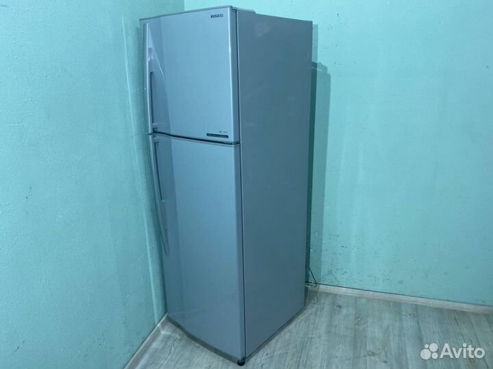 Холодильник Toschiba no frost