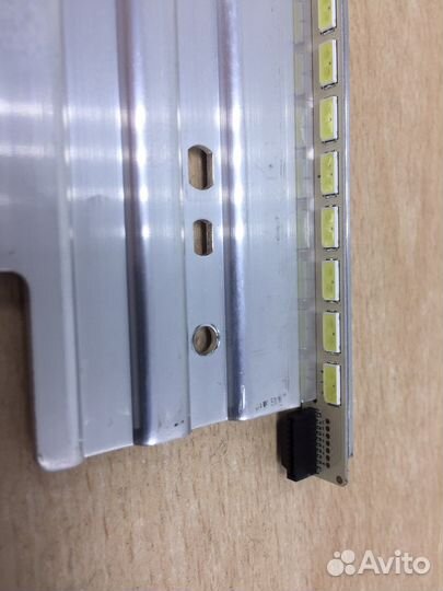 6922L-0016A V1B right