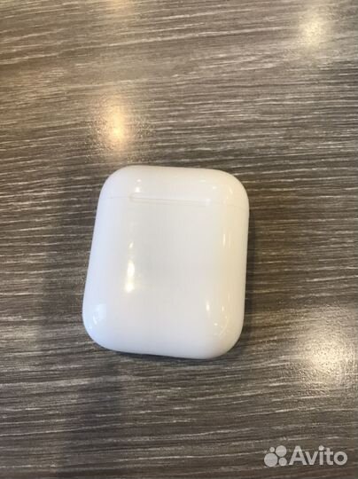 AirPods 2 кейс